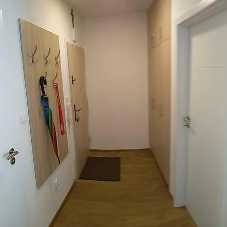 Limonkowy Podczele شقة كولوبرزيغ