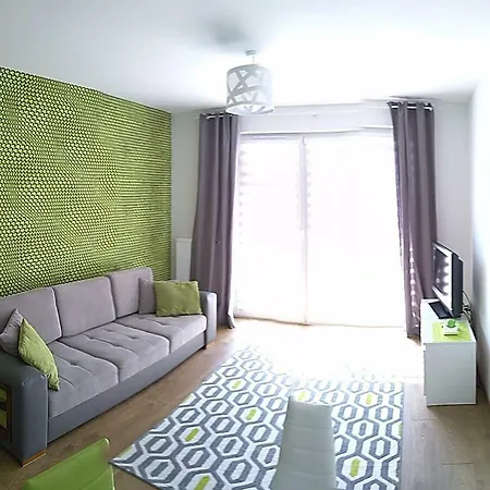 Limonkowy Podczele شقة كولوبرزيغ